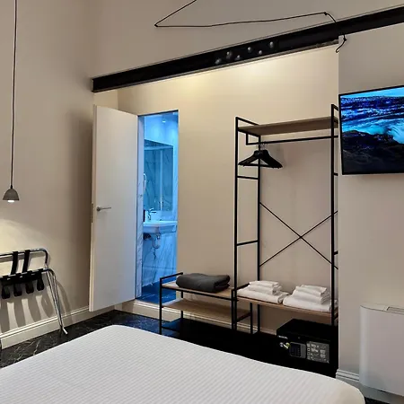 Nazionale Guest house 4*